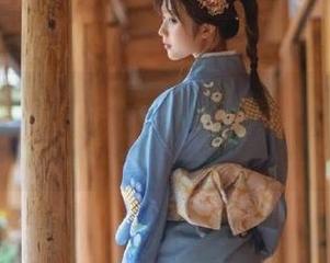 信不信我在www.51.com网站上打了免费的广告？呵呵，图个乐子。