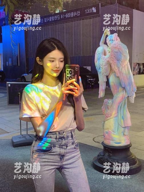 上51.com，免费吸收百家八卦，顺便丰富自我价值……还是算了。