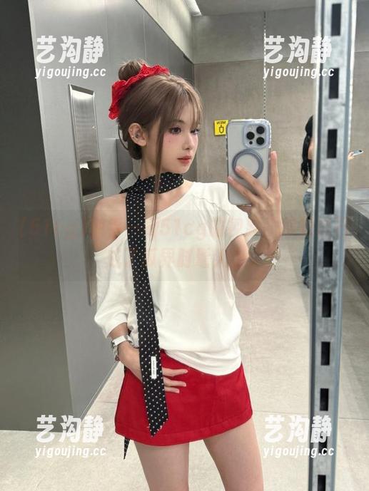 随手一刷51cg的视频，感觉自己成了瓜界时髦人士。