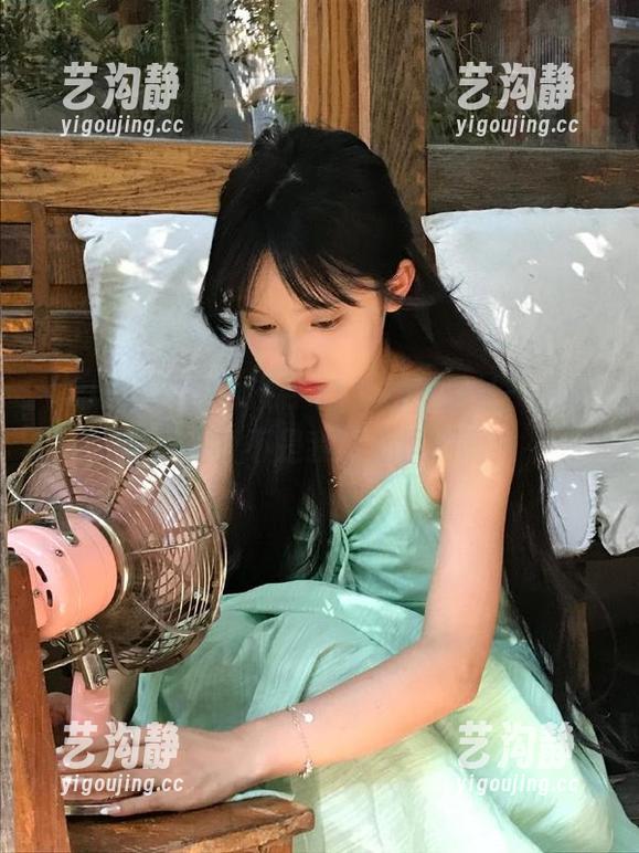 51黑料 在线搜寻51黑料,地址一堆不嫌烦,真不是我居心叵测啊!