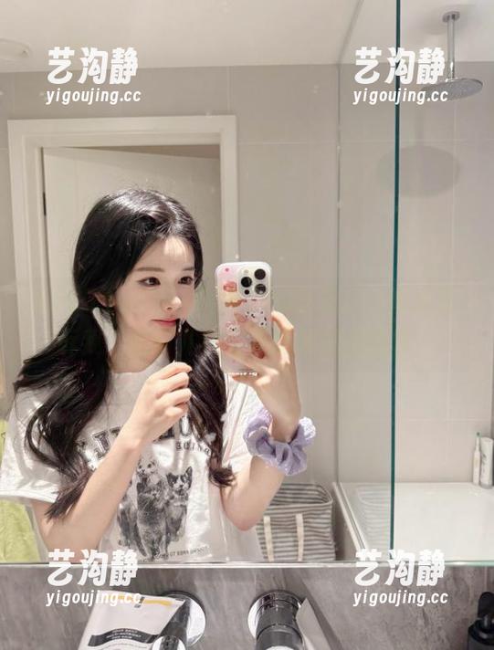 520.fun hx520.fun登录后,直觉告诉我:这事儿我可不能跟别人分享。