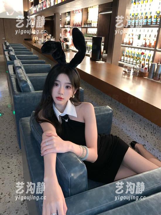 91吃瓜附赠黑料线路，任何瓜都不怕，不管大小！