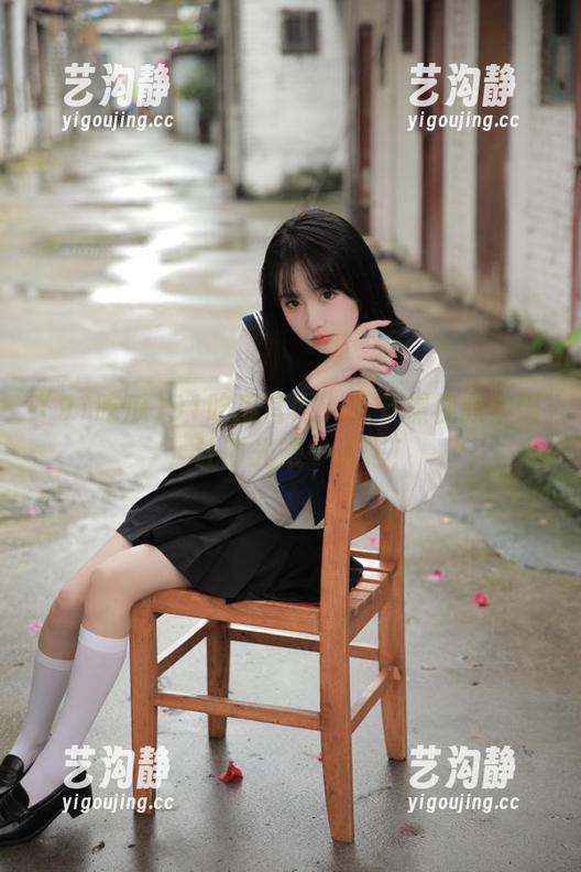 91吃瓜官网：无节操视频集锦，让时光慢一点吧！
