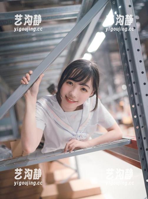 91吃瓜中心 打开91吃瓜中心导航,随时随地都能送你热乎乎的瓜