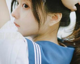 92吃瓜中心苹果版——随时随地在线“撸瓜”没问题！