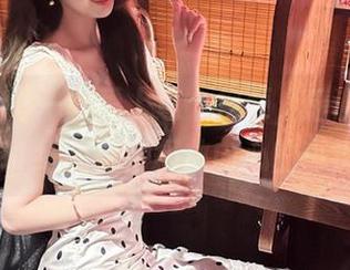 一秒爱上这个视频，感谢www.fuli91给我机会释放内心的小疯子！