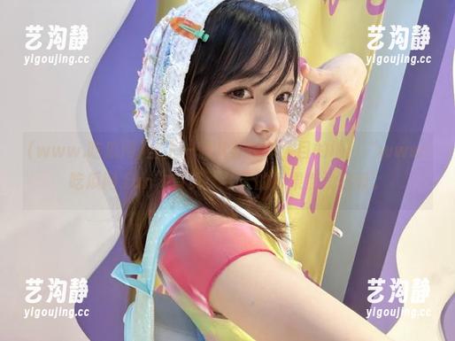 坐上一辆八卦专车，目的地：“www.吃瓜网.fun”首页，今天的瓜果然没白等。