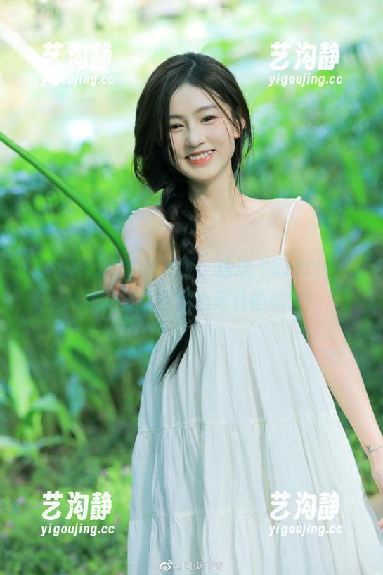 花式瓜不停，这次“zzzttt48.com”直达我内心深处的怒火！