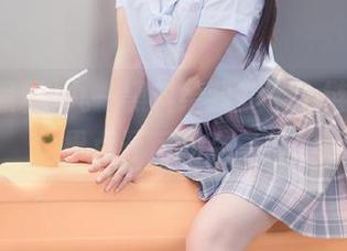 九一黑料给我塞了个链接，结果点开后我手一抖