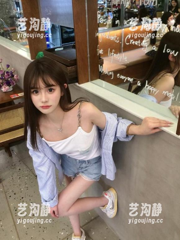 免费吃瓜 想问“免费吃瓜”你们这些网红在线上是怎样打脸自己的,是有培训班吗?