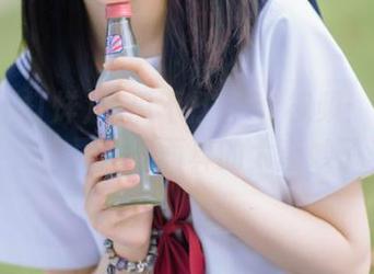 吃瓜不打烊51视频：老友回归，再次见面真的太奇妙了
