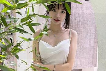 最近爱上国产黑料app，每次刷新都有新奇的瓜给我上演，总是让我捕捉到！