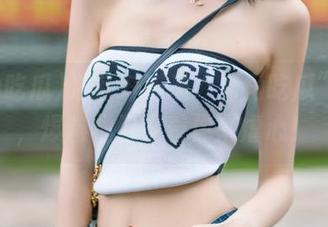 准备好瞄准“海角吃瓜”网址，爆料栏目等着你来虐心！