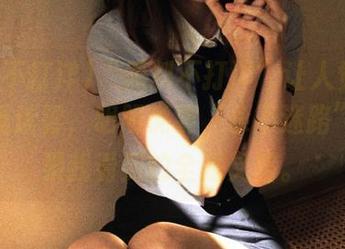 “黑料不打洋”让人觉得像是一场迷雾，明明说要“永不迷路”，结果我看到的全是叉路。