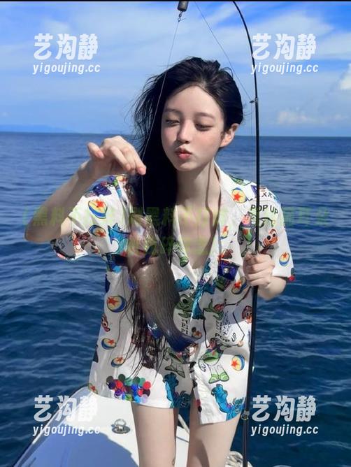 刷黑料不打烊，直达猫耳朵听我碎碎念！