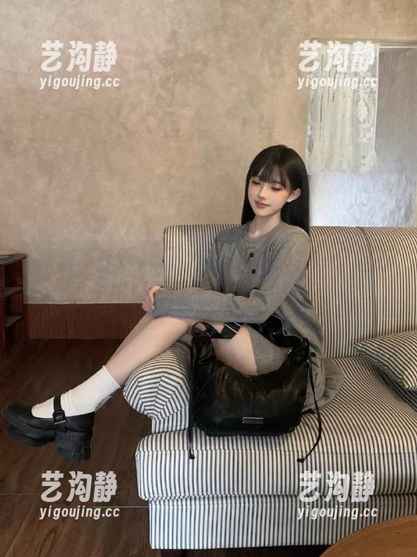 黑料不打烊 黑料不打烊zztt199:这是个把瓜剥得更薄的网站吧?