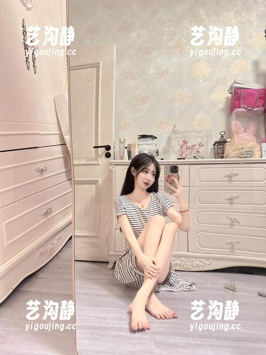 黑料不打烊 在51黑料不打烊,不拿白不拿,免费慕名而来啊!
