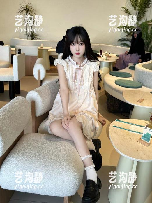 吃瓜不嫌多，下载“黑料不打烊”，我就是喜欢看人吵架！