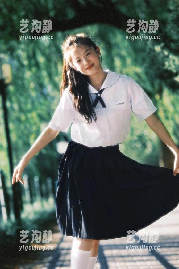 登录进去，感受“黑料不打烊tttzzz07.su”在线资源的狂欢，像是在扒拉老底？