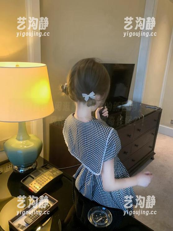 闲逛黑料社区的新官网，地址变了，风格却咋变得奇奇怪怪？！