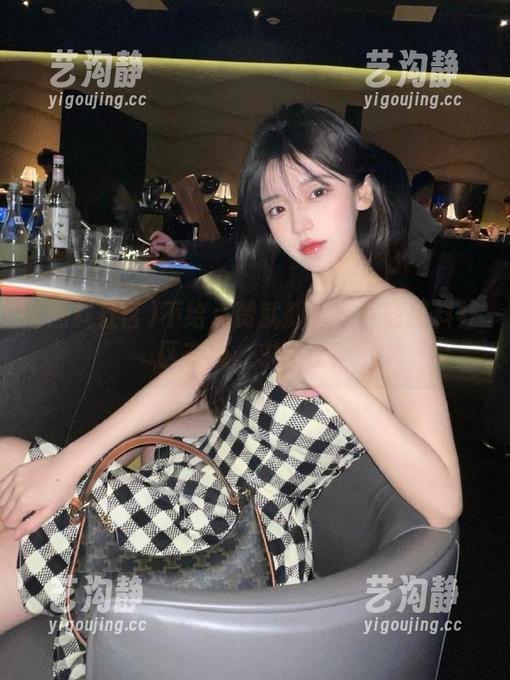 不给点赞就卸载？下载黑料社区在线，求关注！